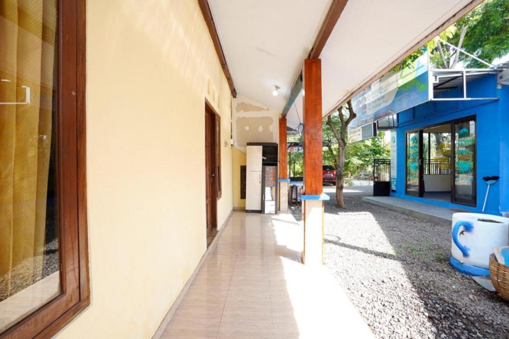 Spot On 92480 Iwn Homestay Syariah Banyuwangi  Exterior photo